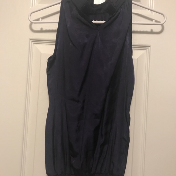 Elle halter neck party wear top - Picture 6 of 6